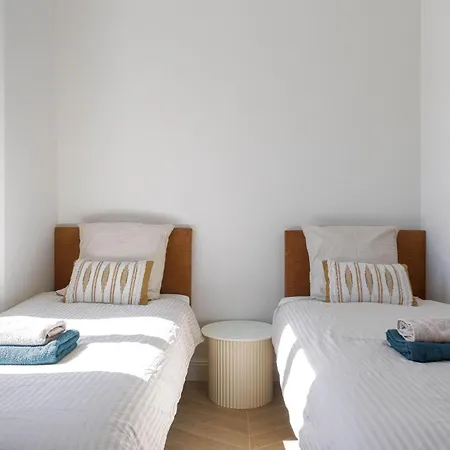 Gerorges Clemenceau By Halldis Apartmán *